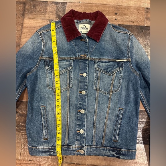 Jordache Denim Jacket with Burgundy Collar - Picture 7 of 10